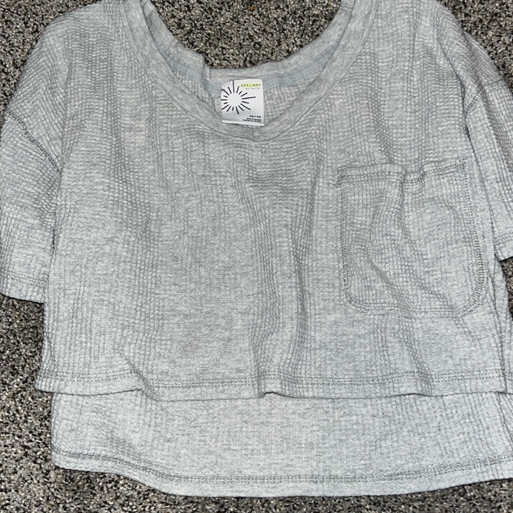 Offline by aerie cropped tee size xs worn once
